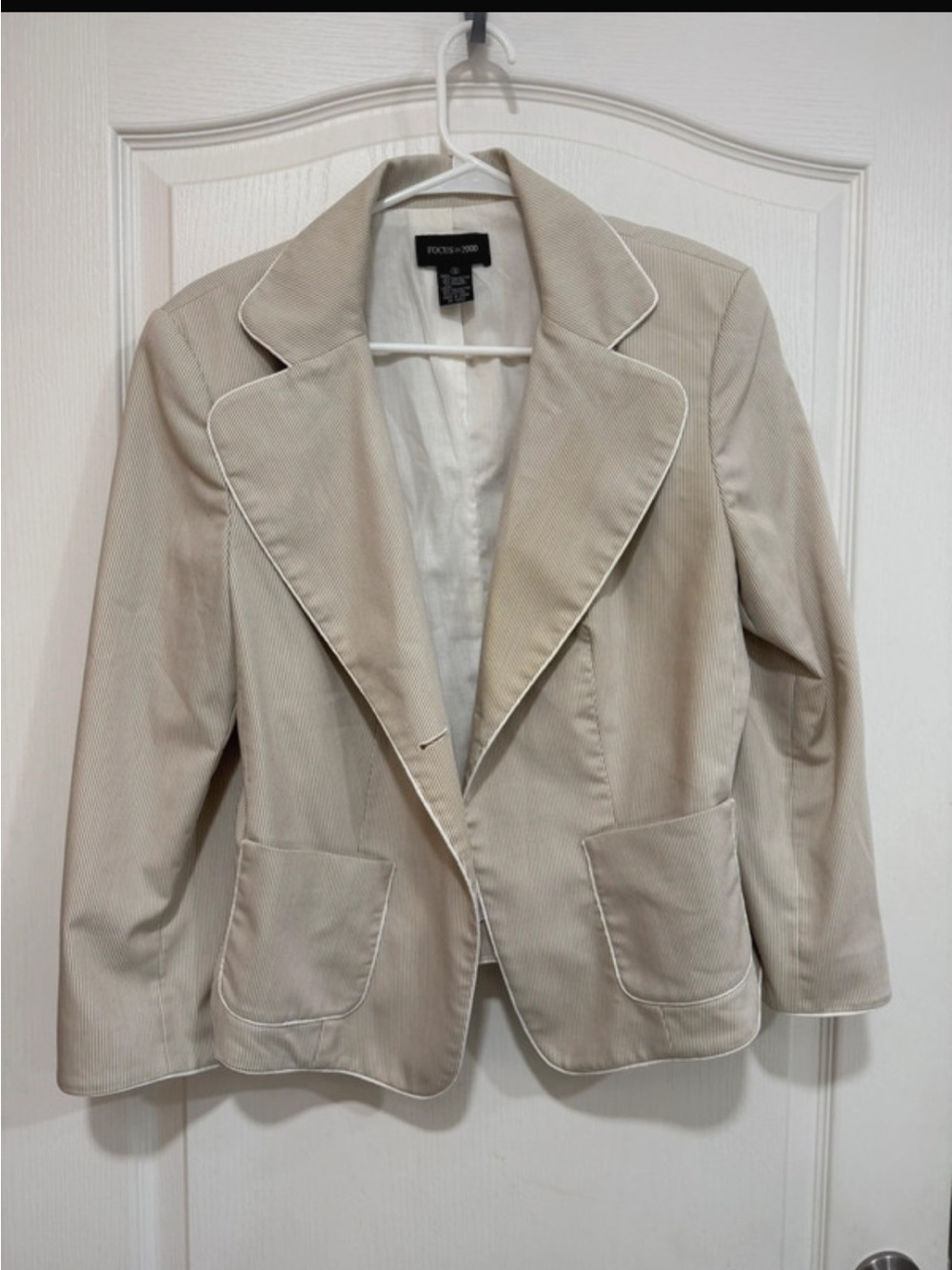 Focus 2000 Beige-Cream Women's Blazer Jacket